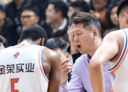 开云官网-包含球队换帅风波，新教练上任备战落地的词条