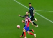 开云在线直播-关于多特蒙德险胜勒沃库森，阿尔瓦雷斯统治全场的信息