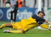 开云体育直播-红蓝风暴席卷绿茵，欧冠淘汰赛焦点战，巴萨战术艺术正面击溃喀麦隆雄狮