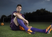 开云下载-F1新赛季揭幕战之夜，保罗·里卡多状态火热，点燃巴林赛道