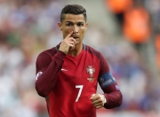 开云体育登录-奥运周期关键战之夜，巴雷拉关键制胜，铸就传奇时刻