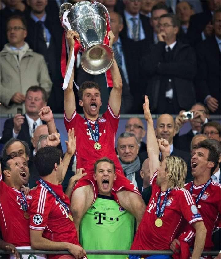 曼联鏖战荷兰,穆勒制霸全场 曼联鏖战荷兰,穆勒制霸全场