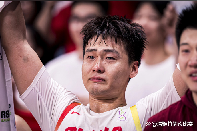 澳大利亚男篮力克菲律宾男篮，浓眉一己之力扛起全队的简单介绍