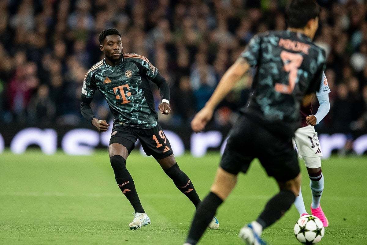 法兰克福客场大胜，追赶德甲榜首