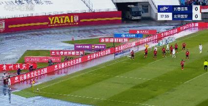 包含国安客场战胜天海，积分榜继续领先的词条