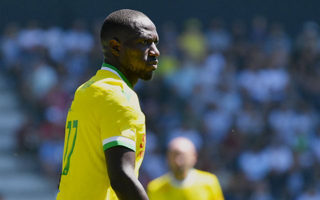 包含里尔镇在对阵南特队时表现不俗的词条