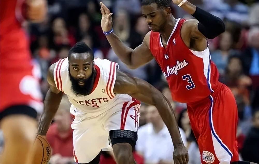 篮网B队力克勇士B队，巴恩斯送出助攻