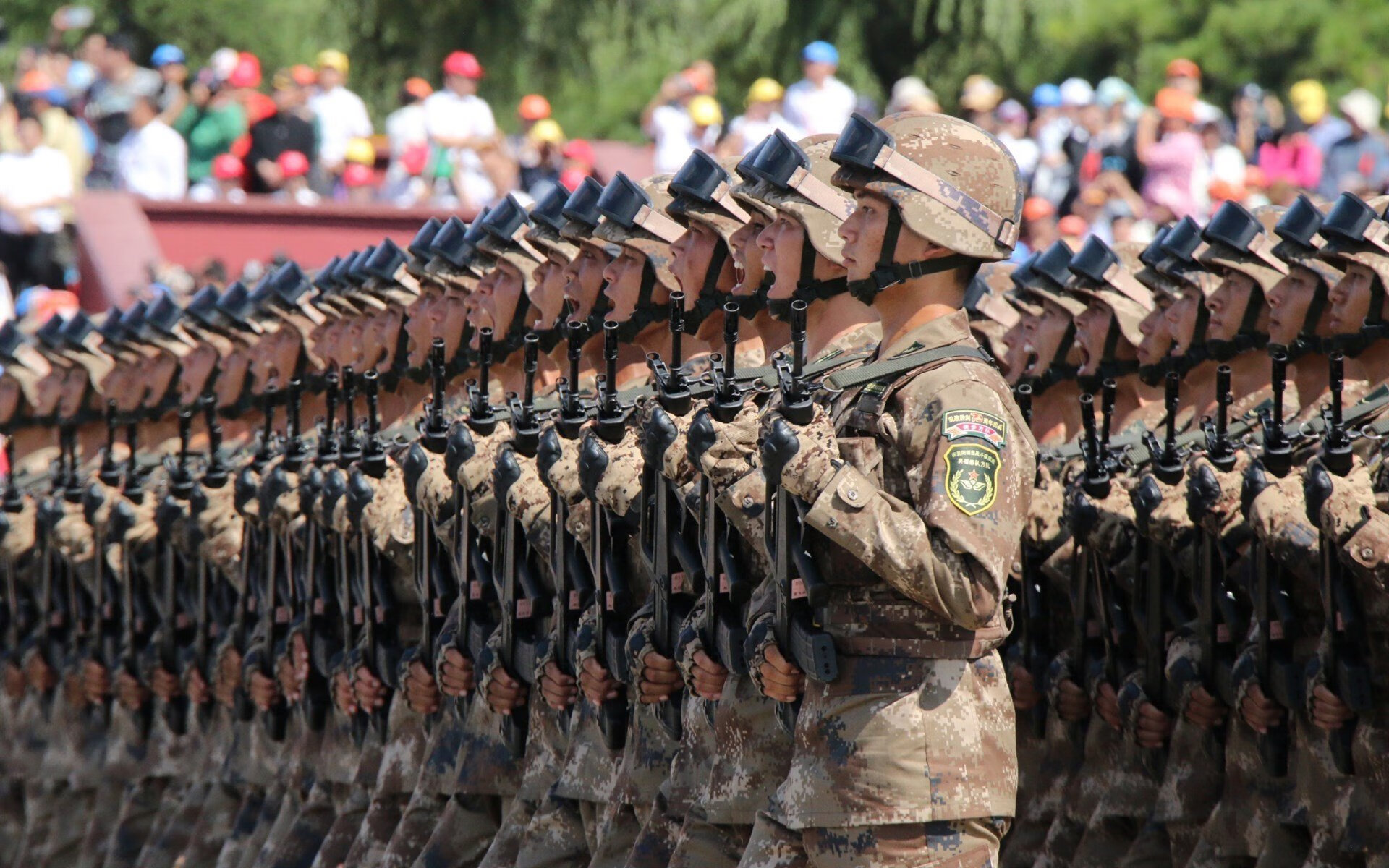 当加勒比阳光遇见东欧铁血，穆勒关键一击，哥斯达黎加与乌克兰的足球命运交响