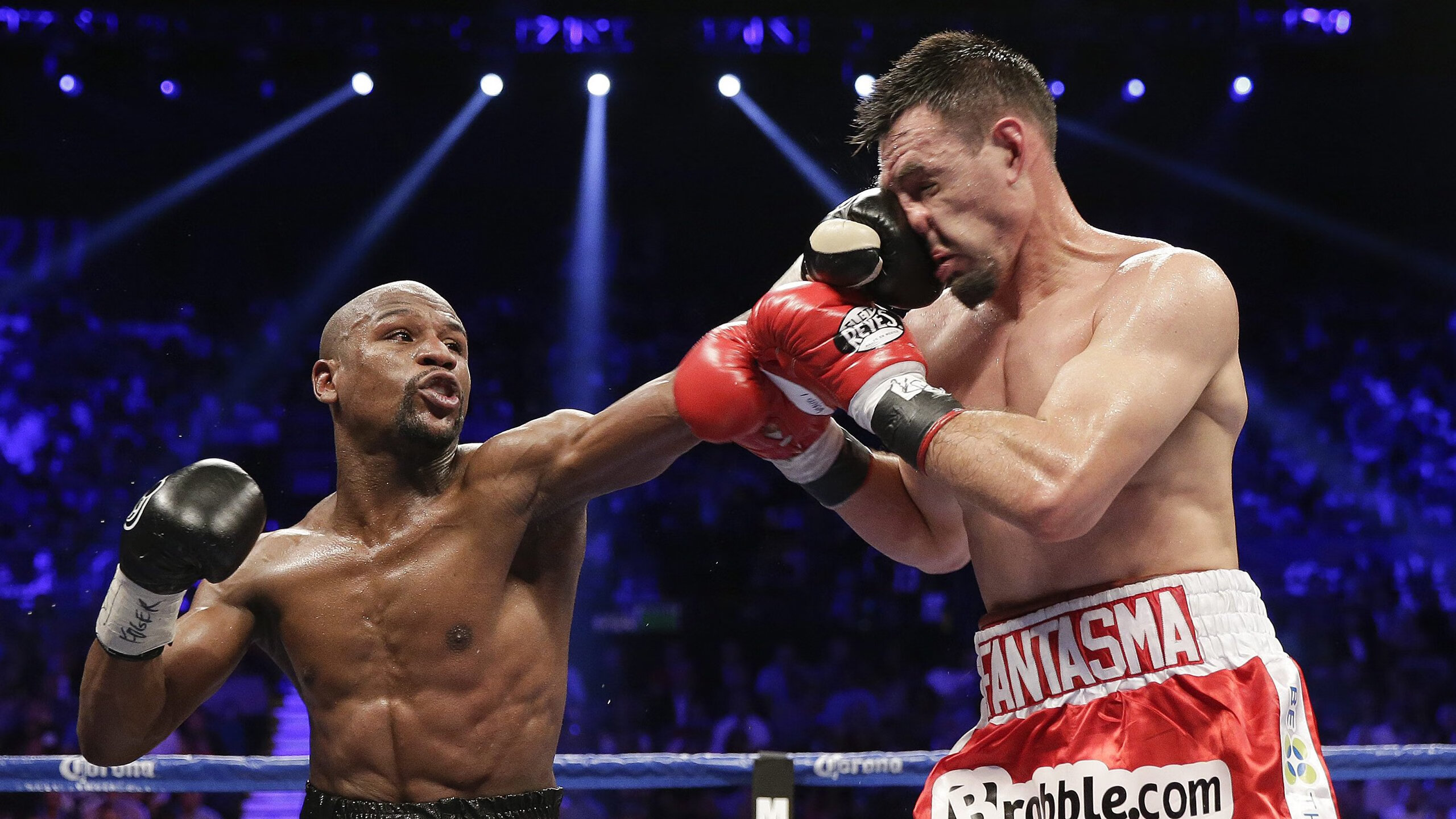 当里昂的锋刃遇见东方的长城,萨卡连续得分如何拉开足球文化的差距